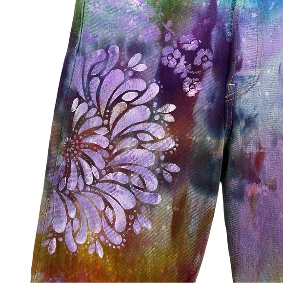 Levis Rib Cage Crop Flare Jeans Waist 26 Womens Size 2 XS Tie Dye Painted Levi’s - Picture 6 of 16